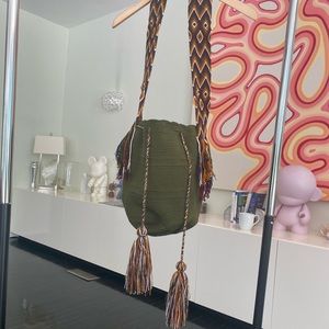 ✨COLOMBIAN WOVEN BUCKET BAG✨